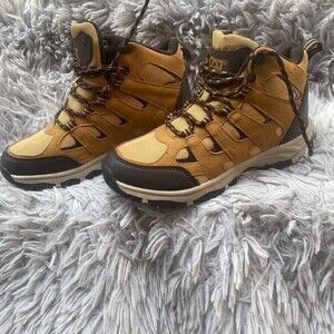Avalanche Womens Steep Hiking Boots Size 6.5 Camel new without box